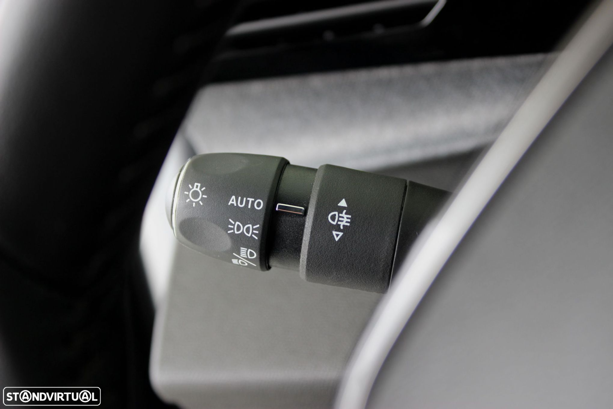 Peugeot 308 1.2 PureTech Allure Pack EAT8 - 19
