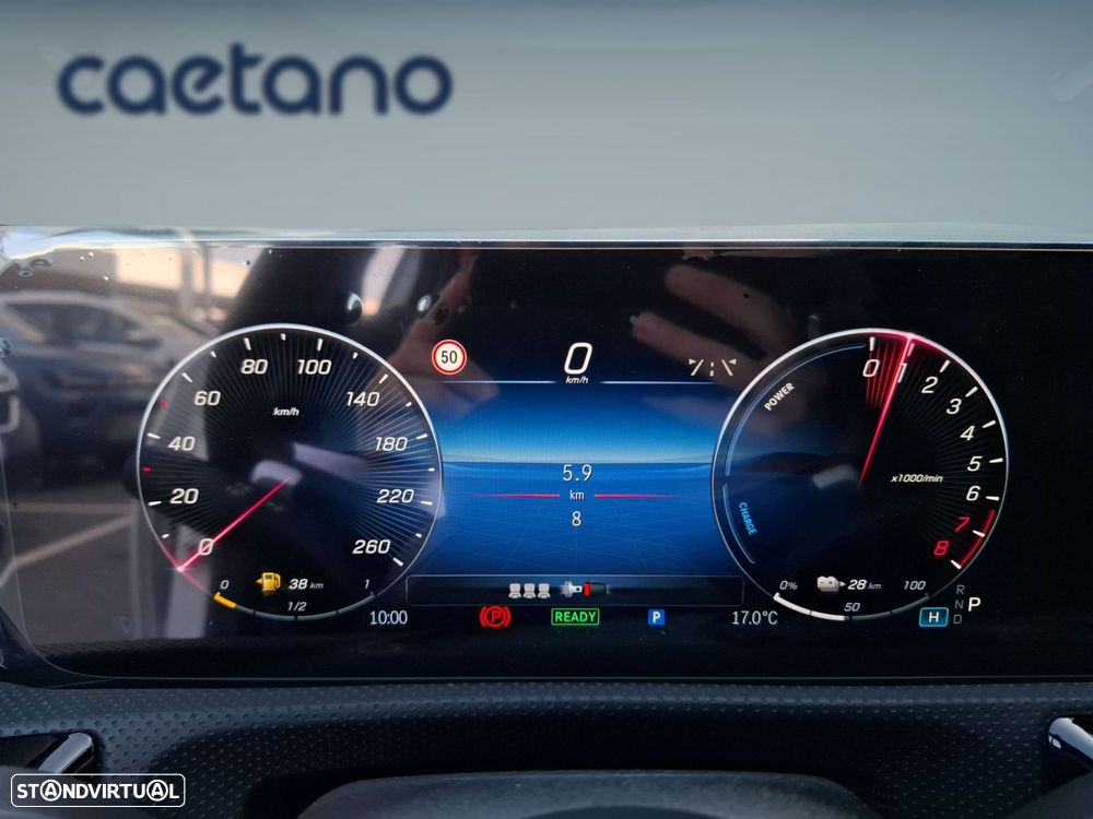 Mercedes-Benz A 250 e - 17