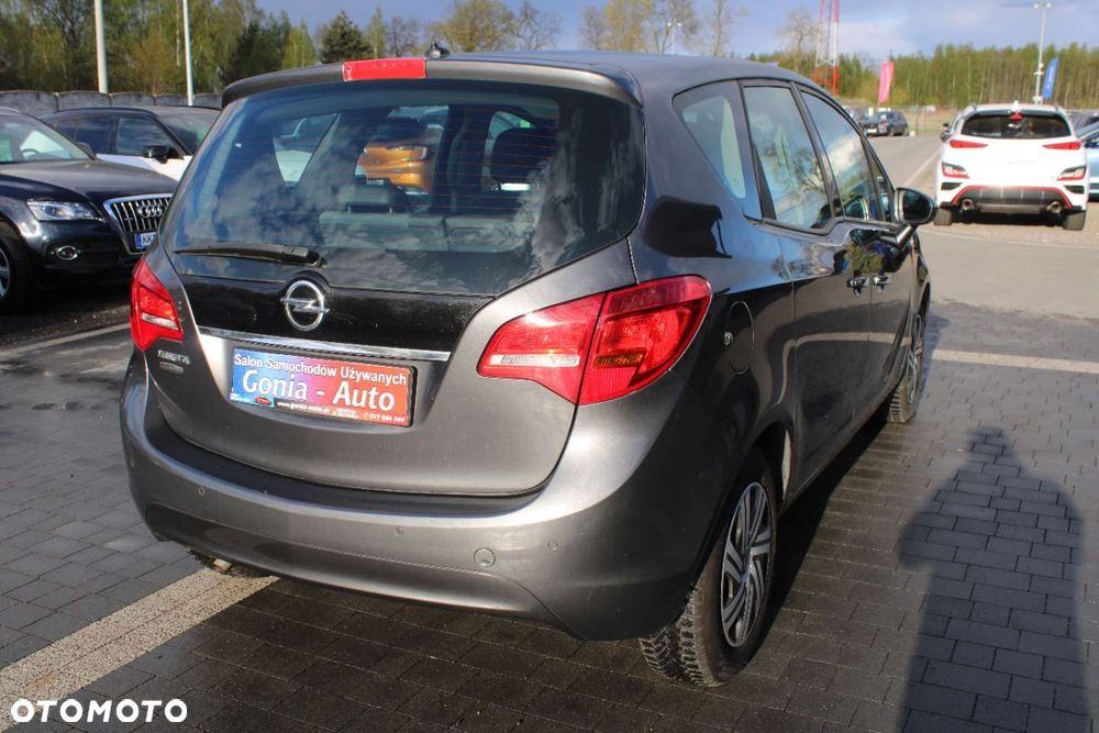 Opel Meriva - 12
