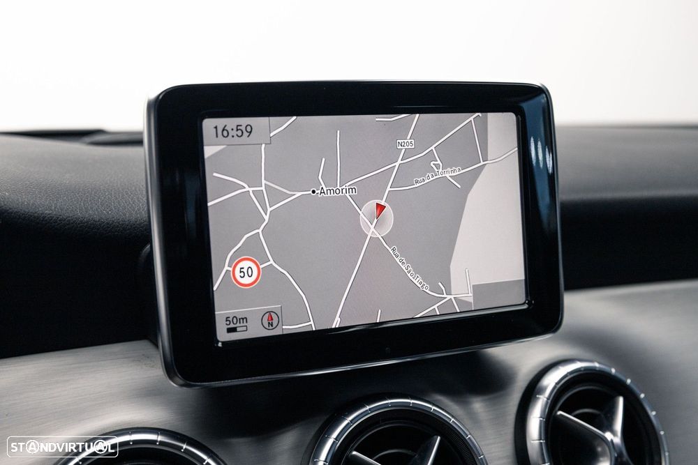 Mercedes-Benz CLA 220 CDi AMG Line Aut. - 37