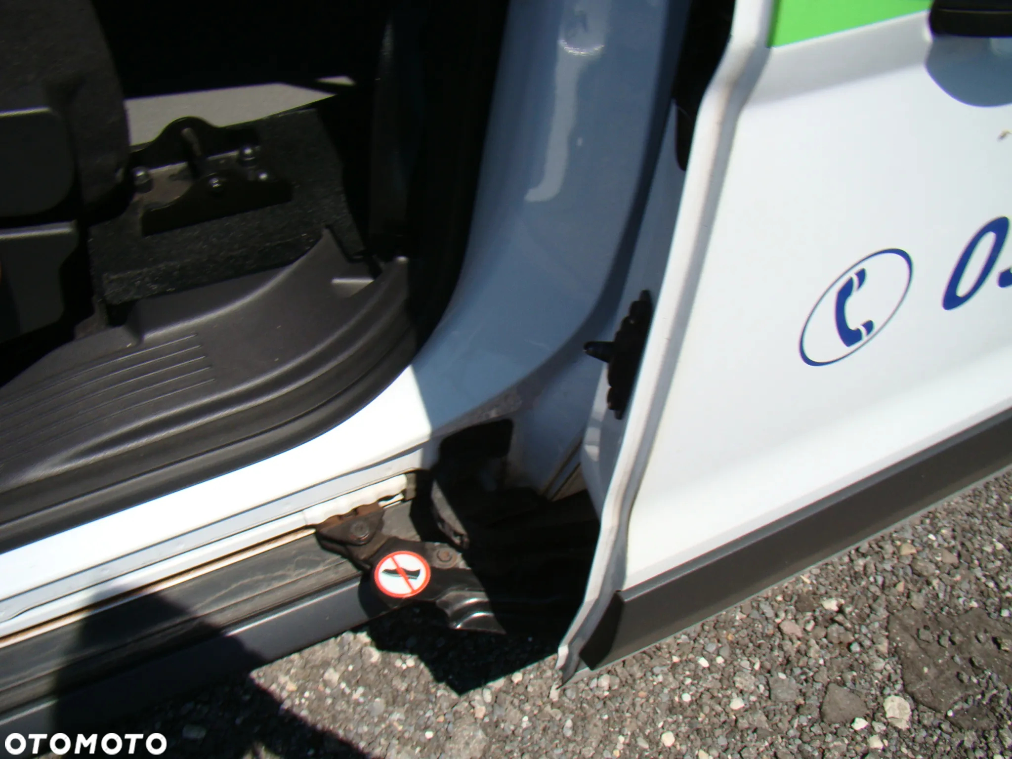 Ford Transit Connect - 22