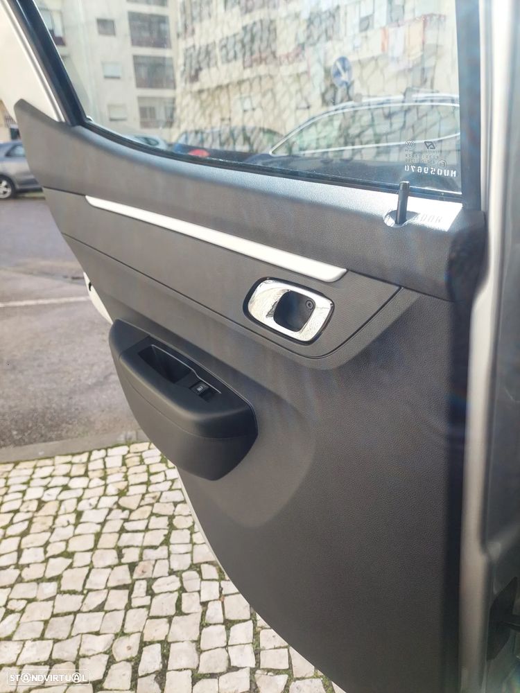 Dacia Spring Comfort Plus - 19