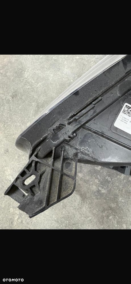 Reflektor lampa przednia Volvo XC90 - 2