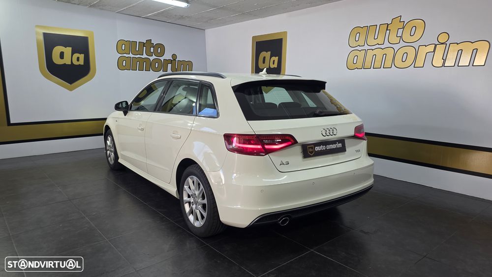 Audi A3 Sportback 1.6 TDI S-line - 17