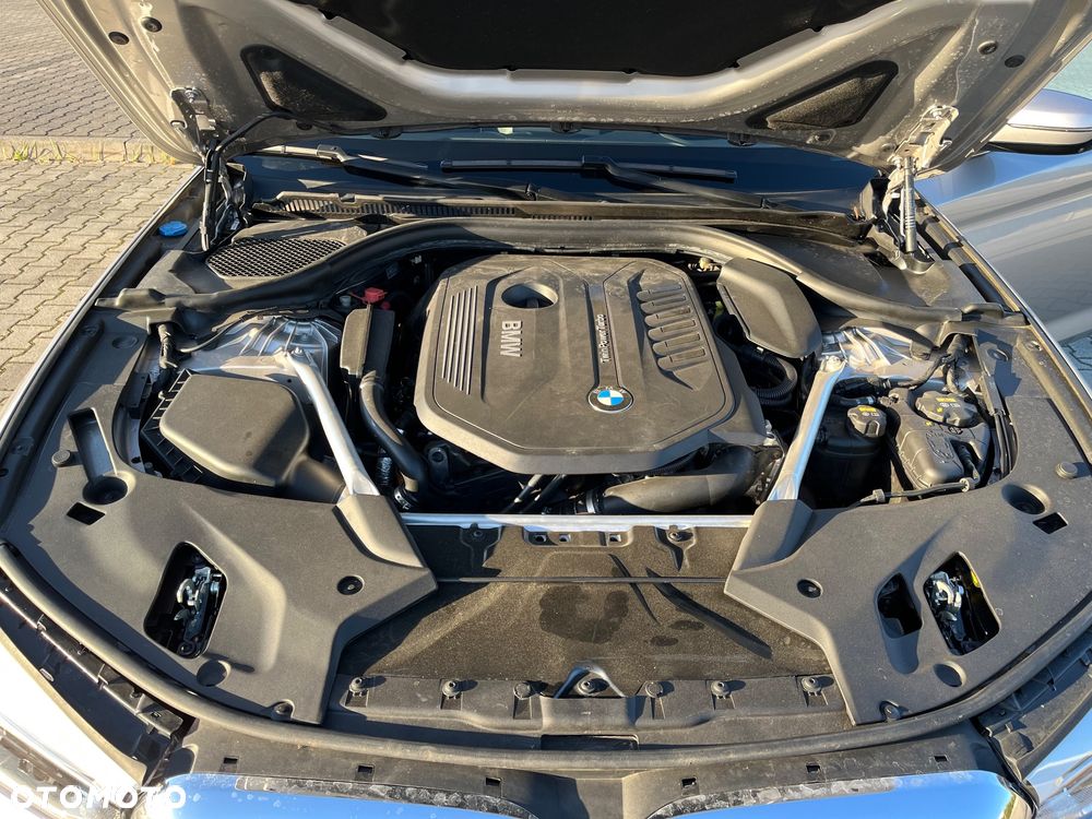 BMW Seria 5 540i xDrive GPF Luxury Line - 32