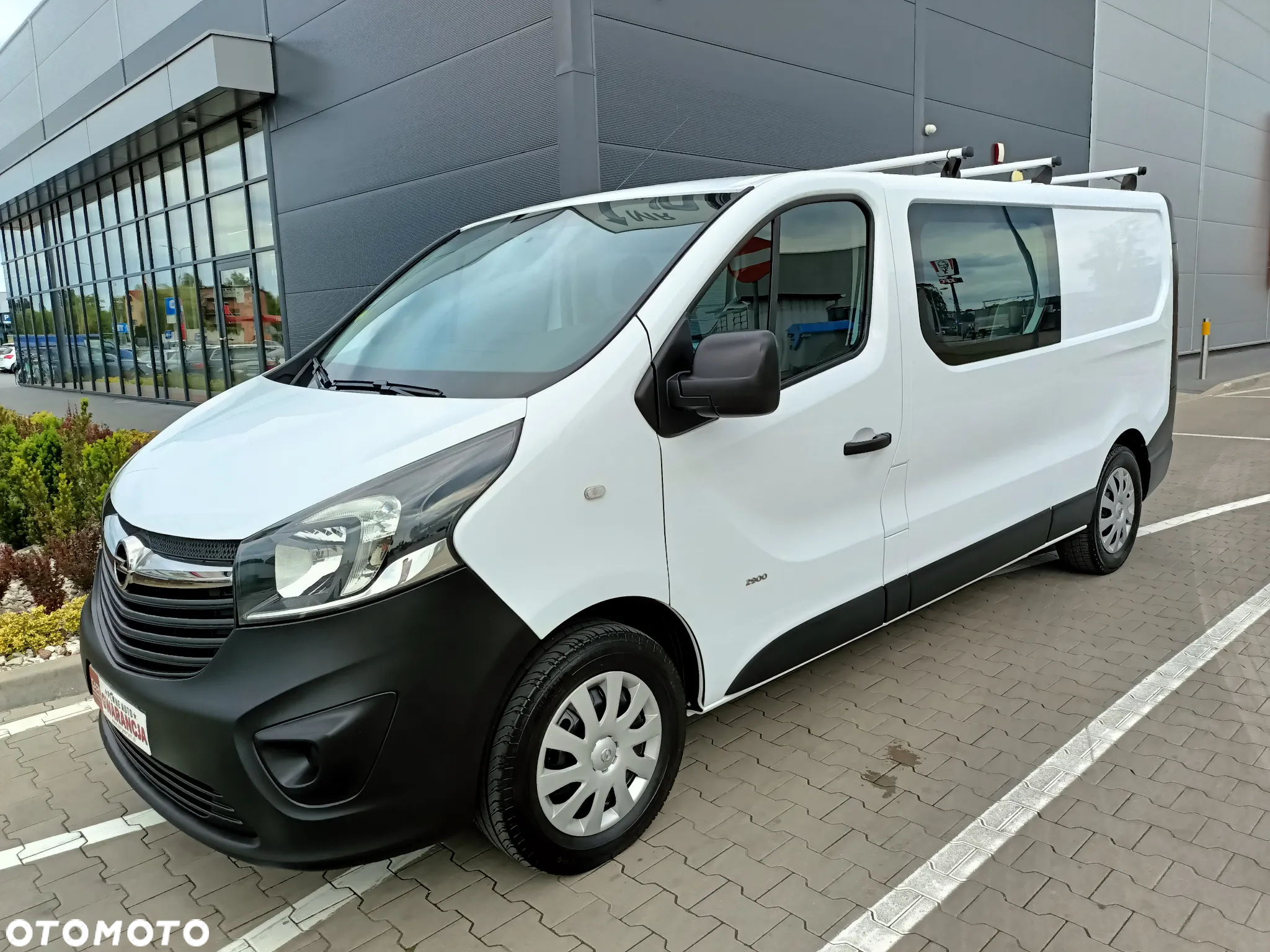 Opel VIVARO 5-cio OSOBOWY LONG - 3