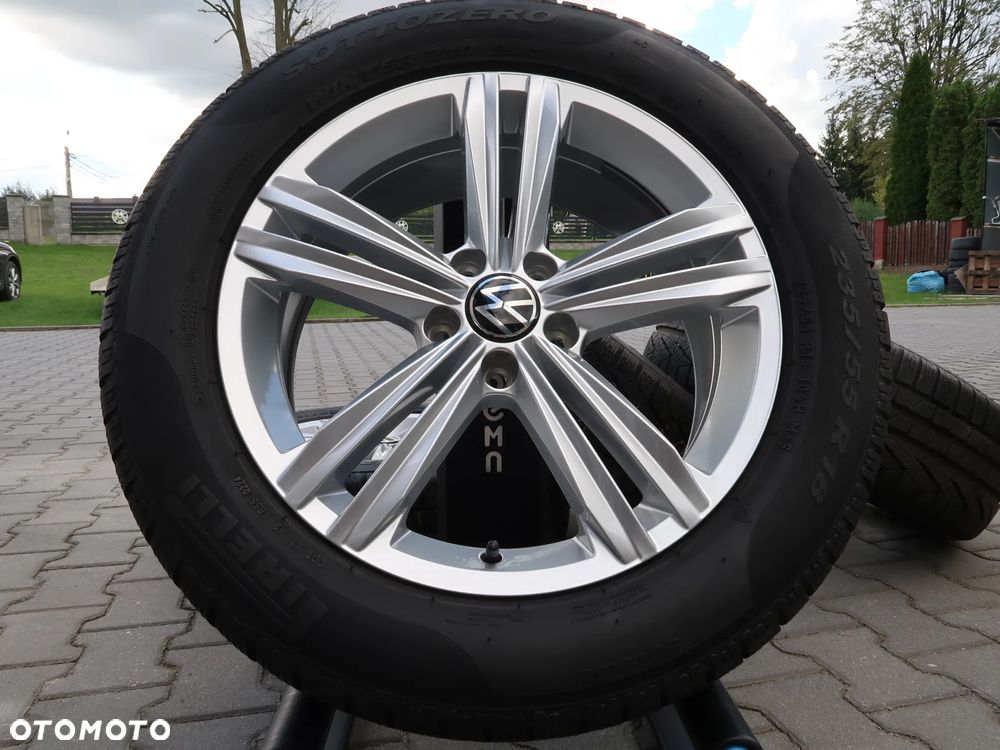 Koła zimowe VW Tiguan 18'' Opony Pirelli 235/55r18 24r - 15