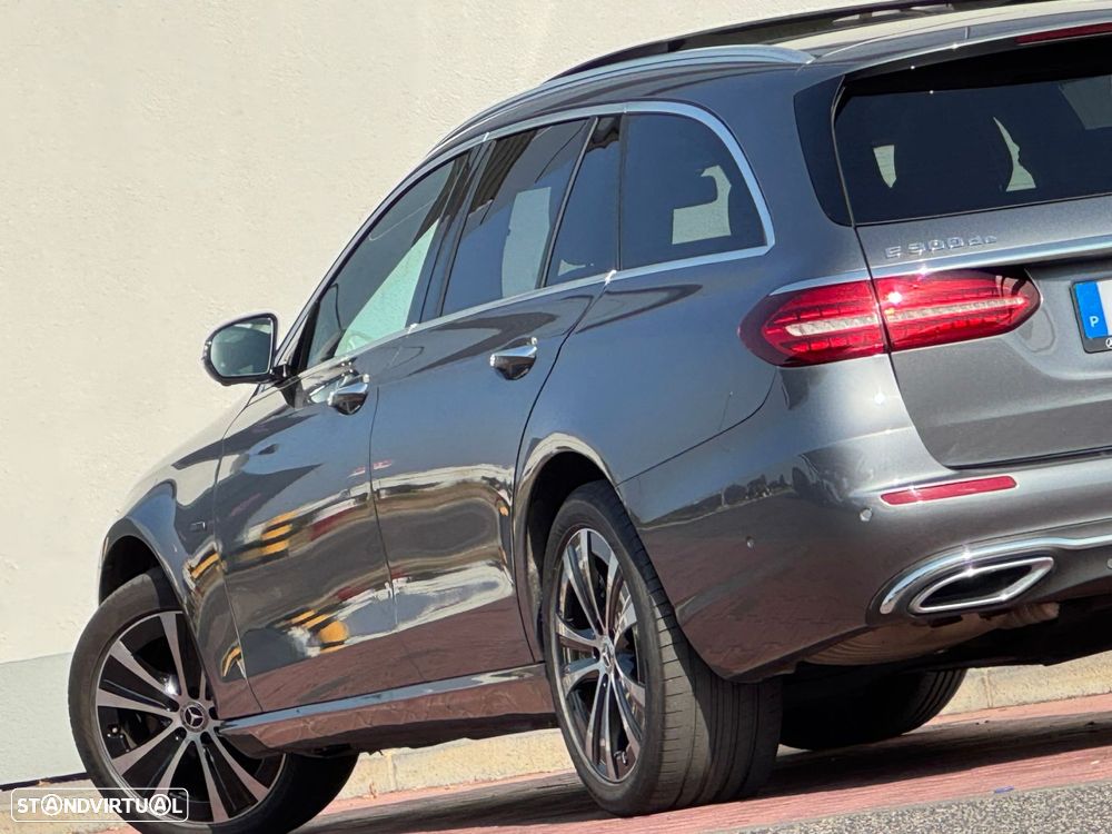 Mercedes-Benz E 300 de Avantgarde 4Matic - 48