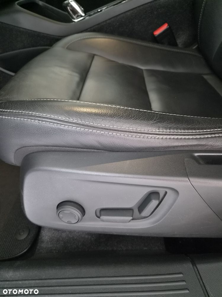 Volvo XC 40 - 10
