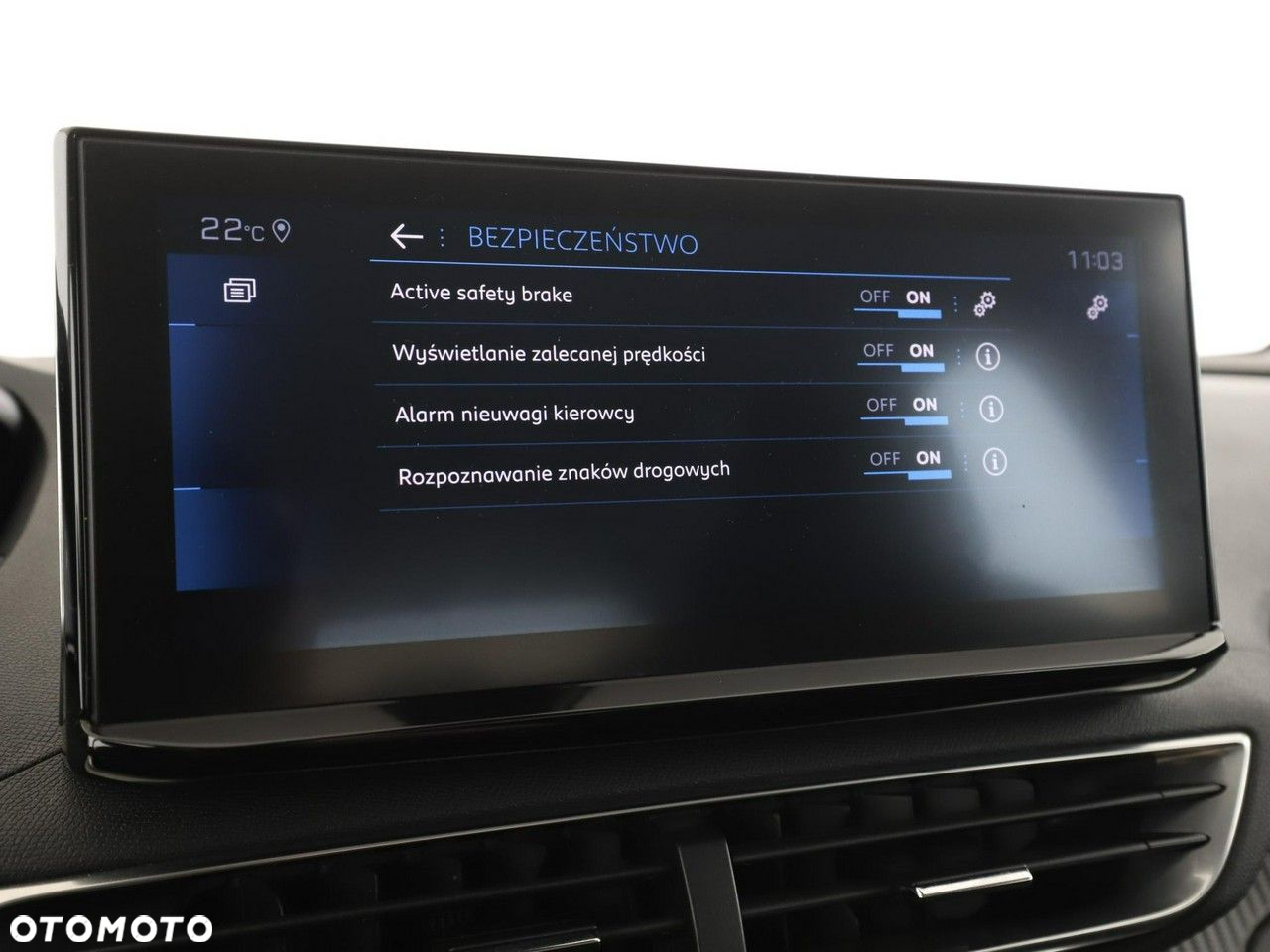 Peugeot 3008 PureTech 130 Stop & Start GPF Active Pack - 25