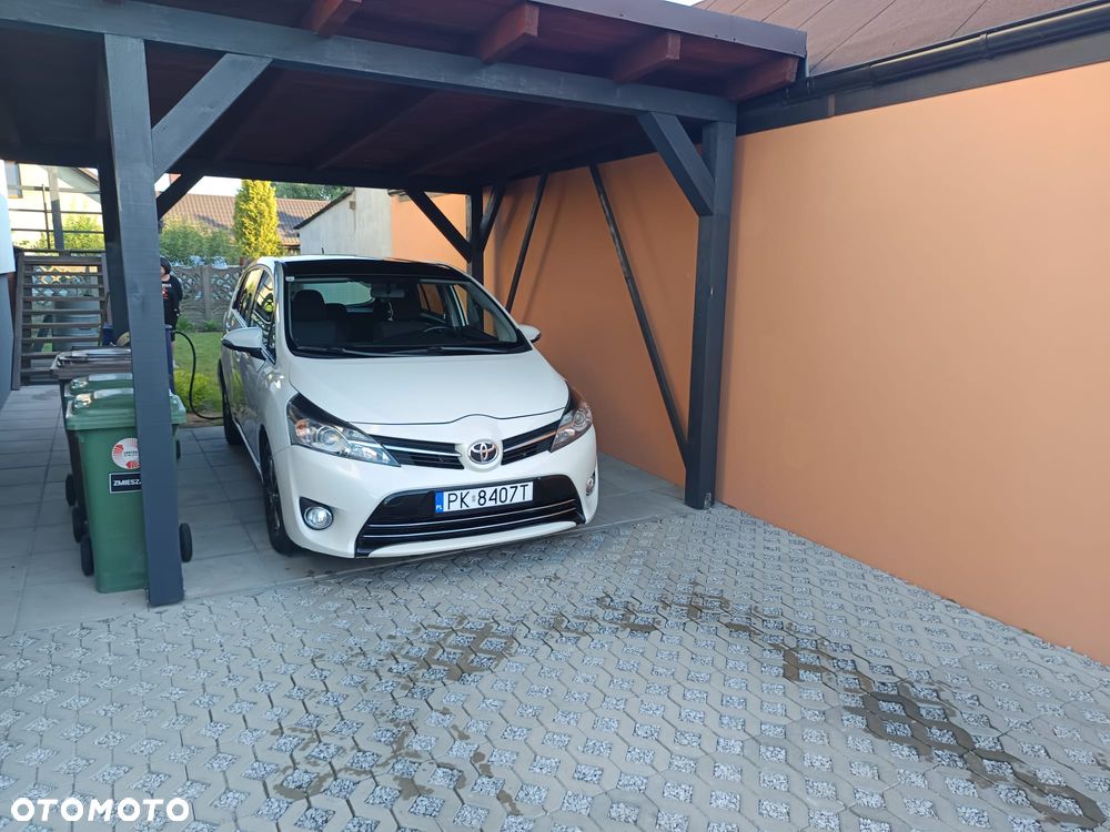 Toyota Verso 1.8 Prestige MS - 1