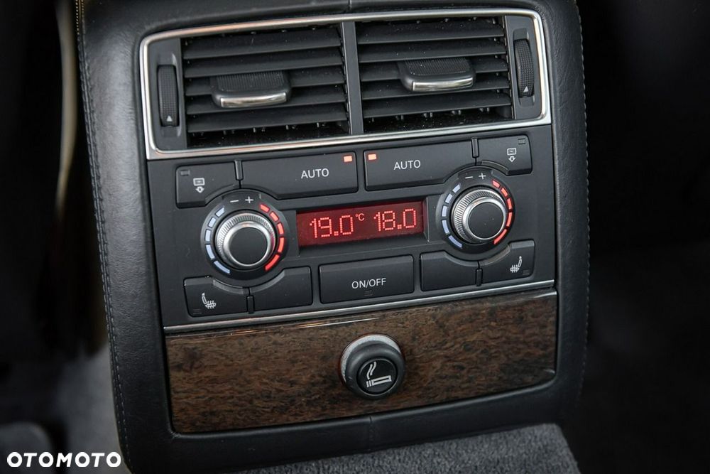 Audi A8 4.2 FSI Quattro - 26