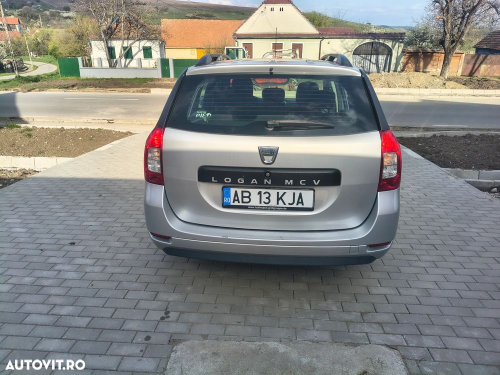 Dacia Logan 1.2 16V 75 Laureate - 7