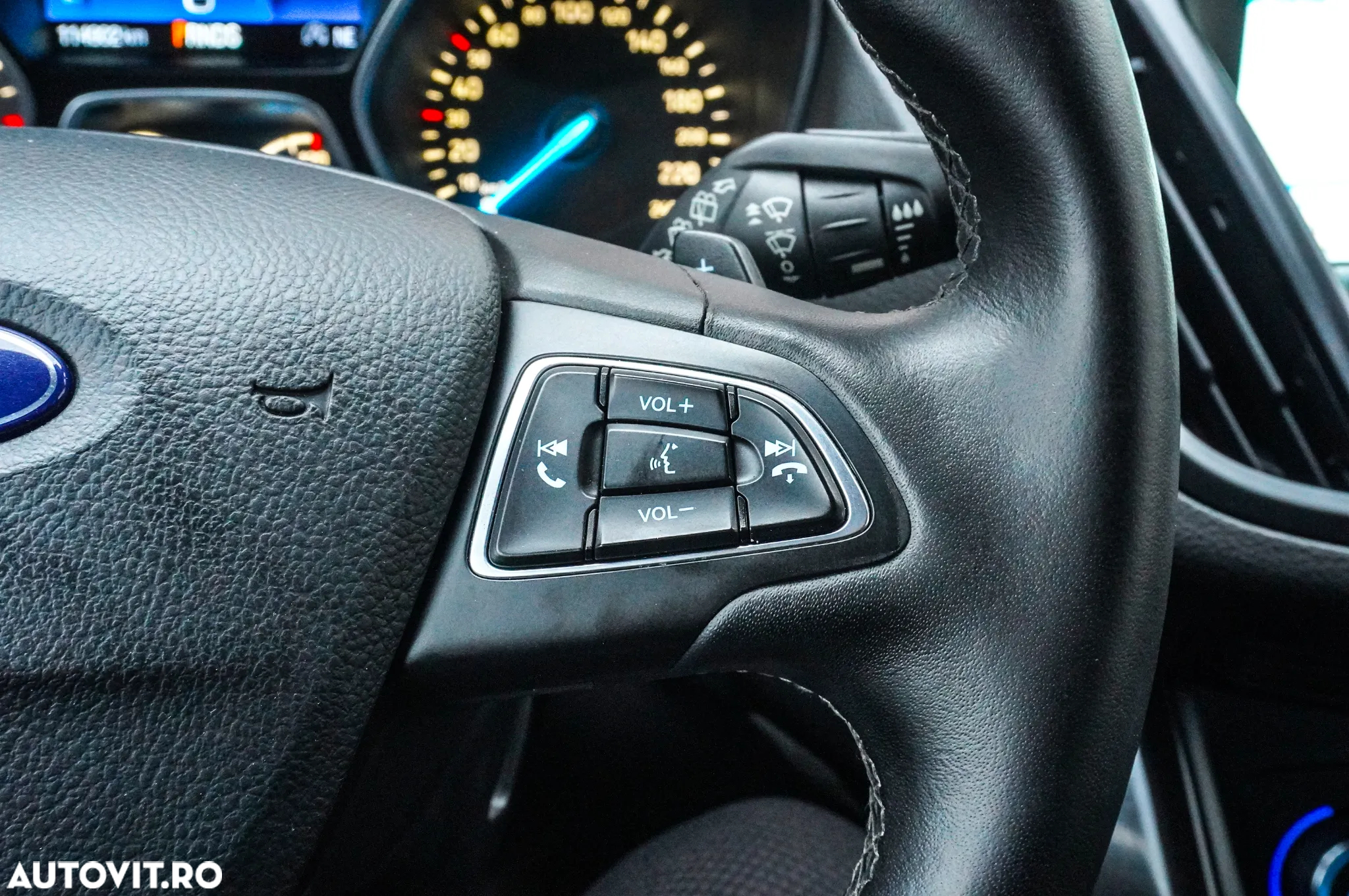Ford Kuga 2.0 TDCi 4WD Powershift ST-Line - 31