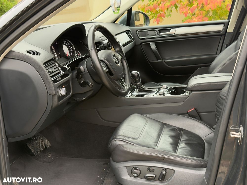 Volkswagen Touareg 3.0 V6 TDI BMT - 7