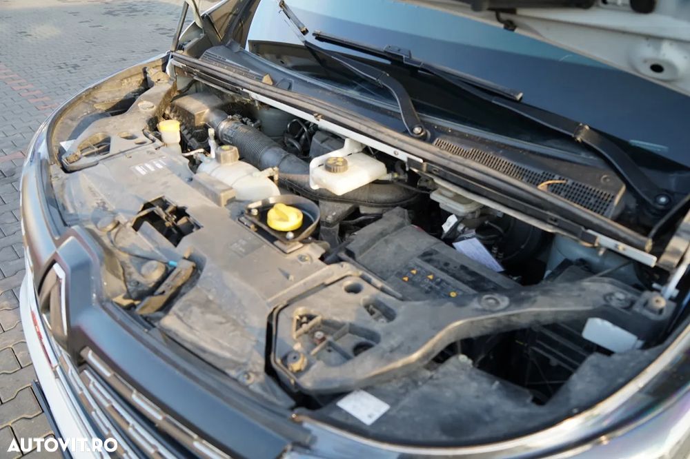 Renault TRAFIC III / AUTOBUS / 9 LOCURI / 90.000 KM / PRIMUL PROPRIETAR / SHOWROOM POLONESE / 2022 / - 32