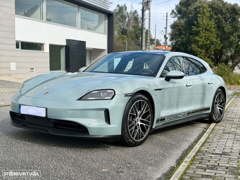 Porsche Taycan Sport Turismo bateria Performance Plus - 22