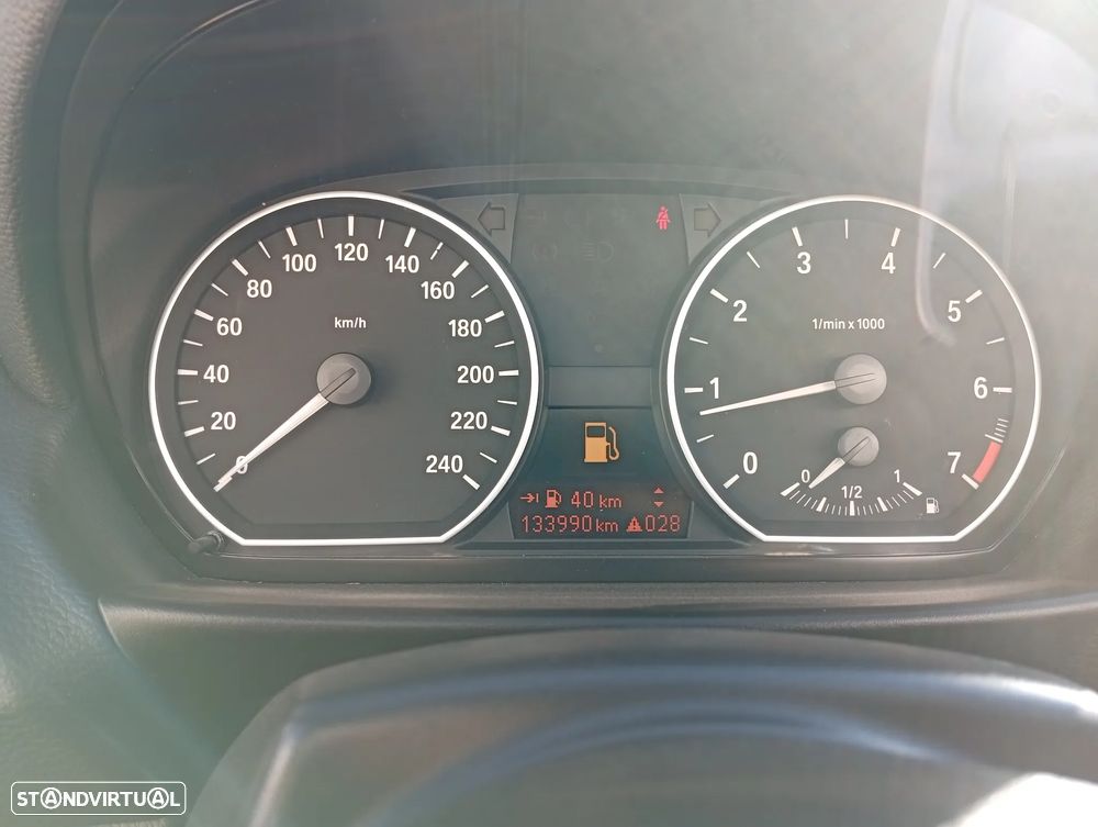 BMW 118 i Edition Sport - 11