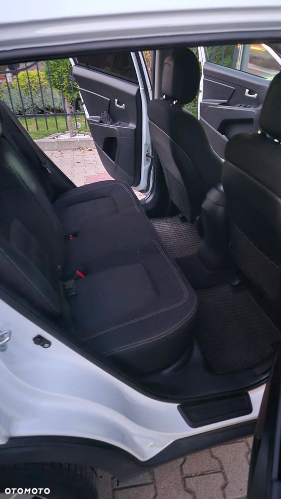 Kia Sportage - 10