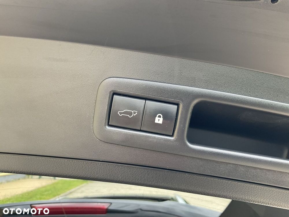 Lexus UX - 36