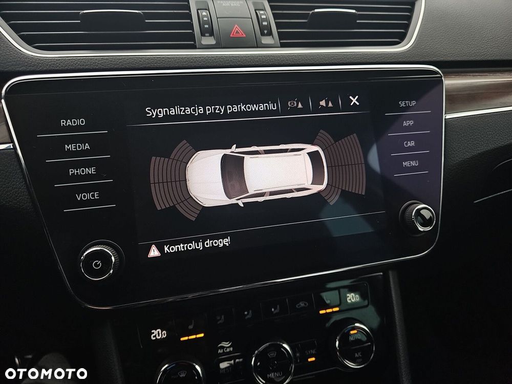 Skoda Superb 2.0 TDI SCR 4x4 Scout DSG - 31
