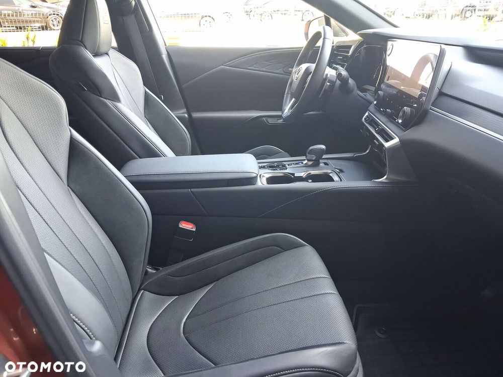 Lexus RX - 13