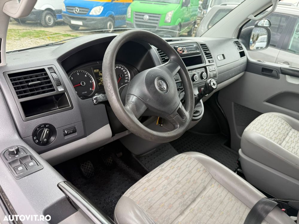 Volkswagen Transporter - 7