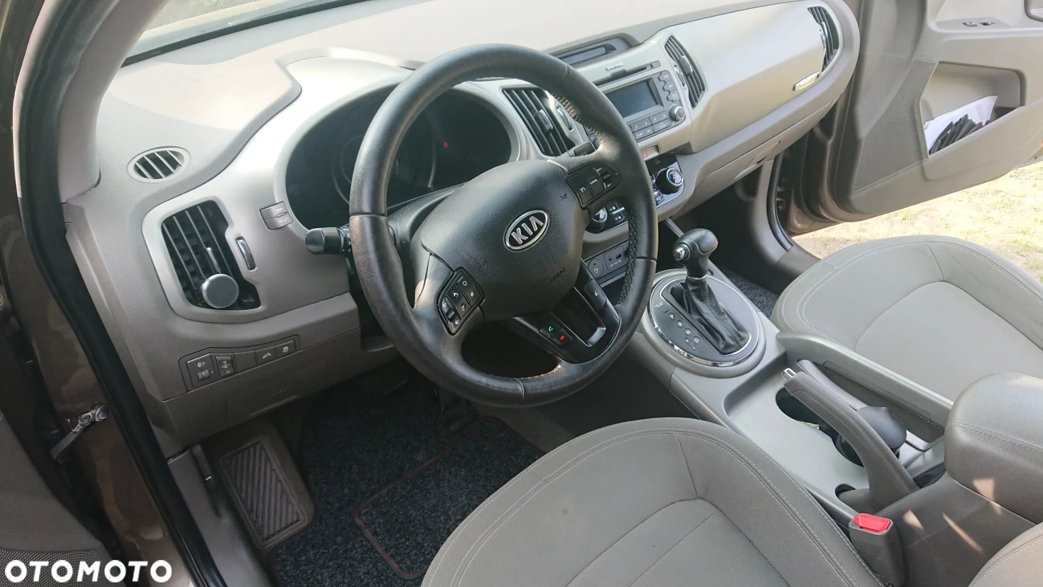 Kia Sportage 2.0 L 2WD - 29