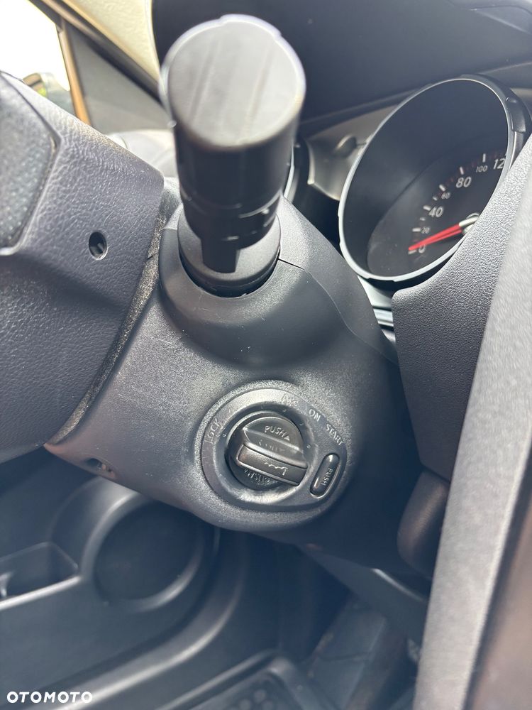 Nissan Qashqai 2.0 4x4 Tekna - 19