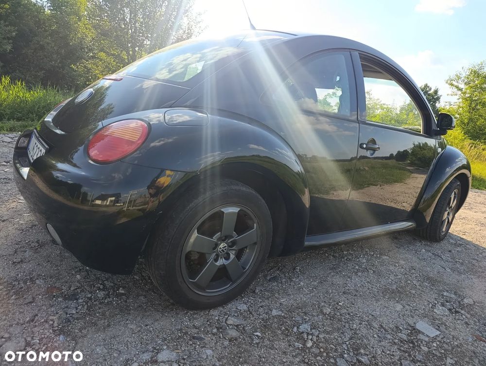 Volkswagen New Beetle 2.0 - 5