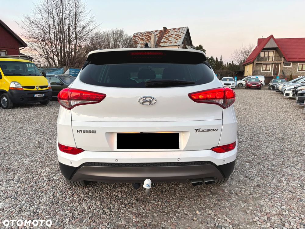 Hyundai Tucson 2.0 CRDI BlueDrive Comfort 2WD - 17