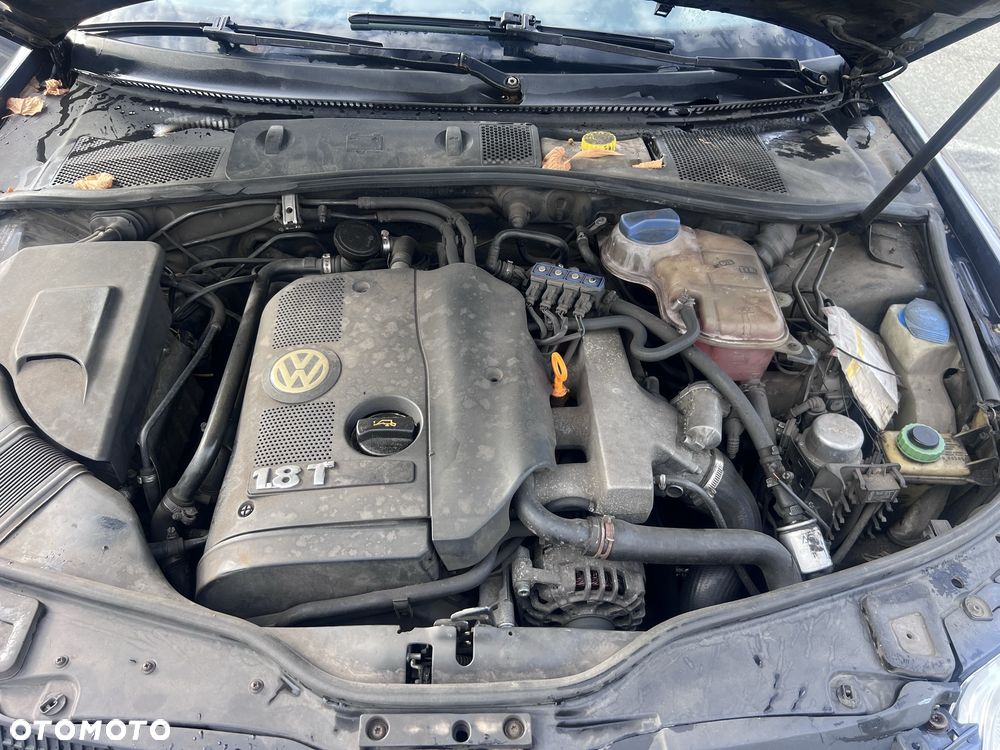 Volkswagen Passat - 4