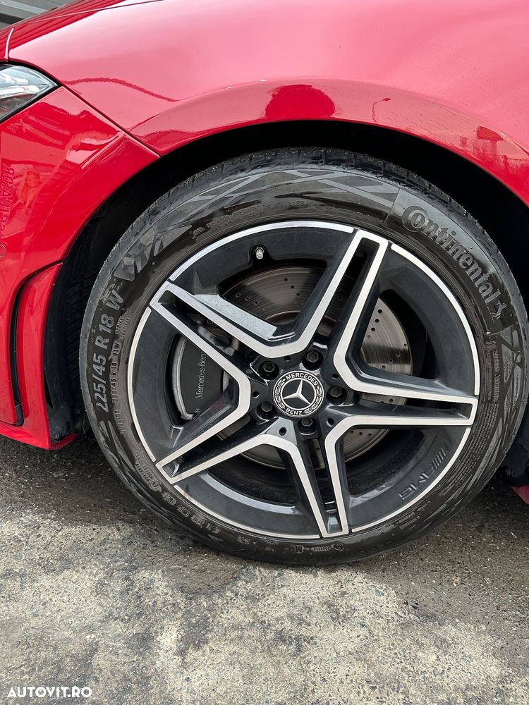 Mercedes-Benz CLA 250 - 18