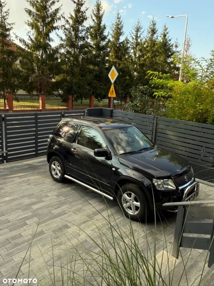 Suzuki Grand Vitara 1.6 - 23