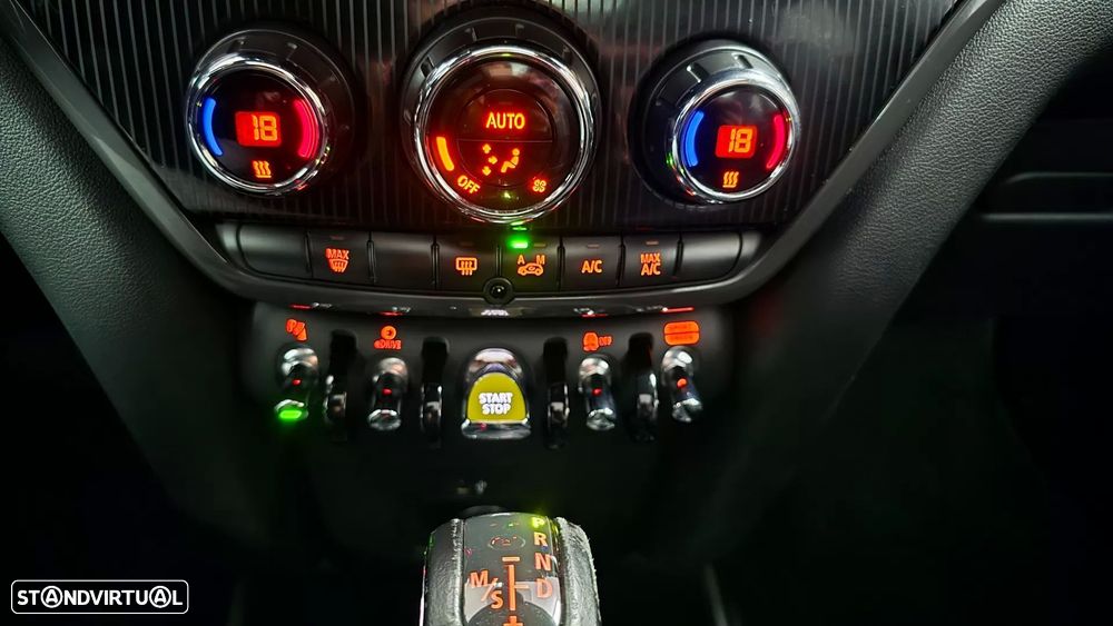 MINI Countryman Cooper SE ALL4 Auto - 52