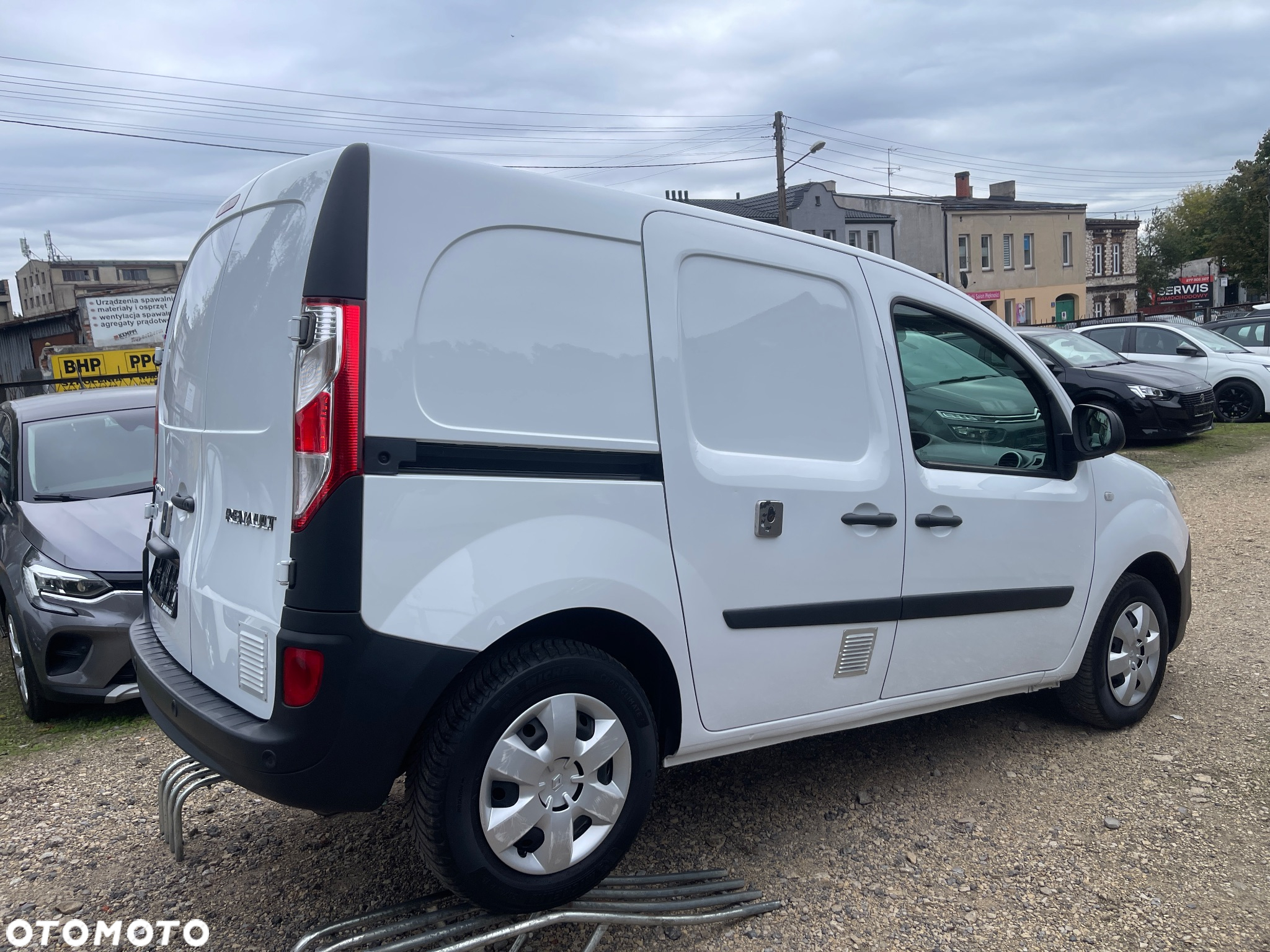 Renault KANGOO - 4