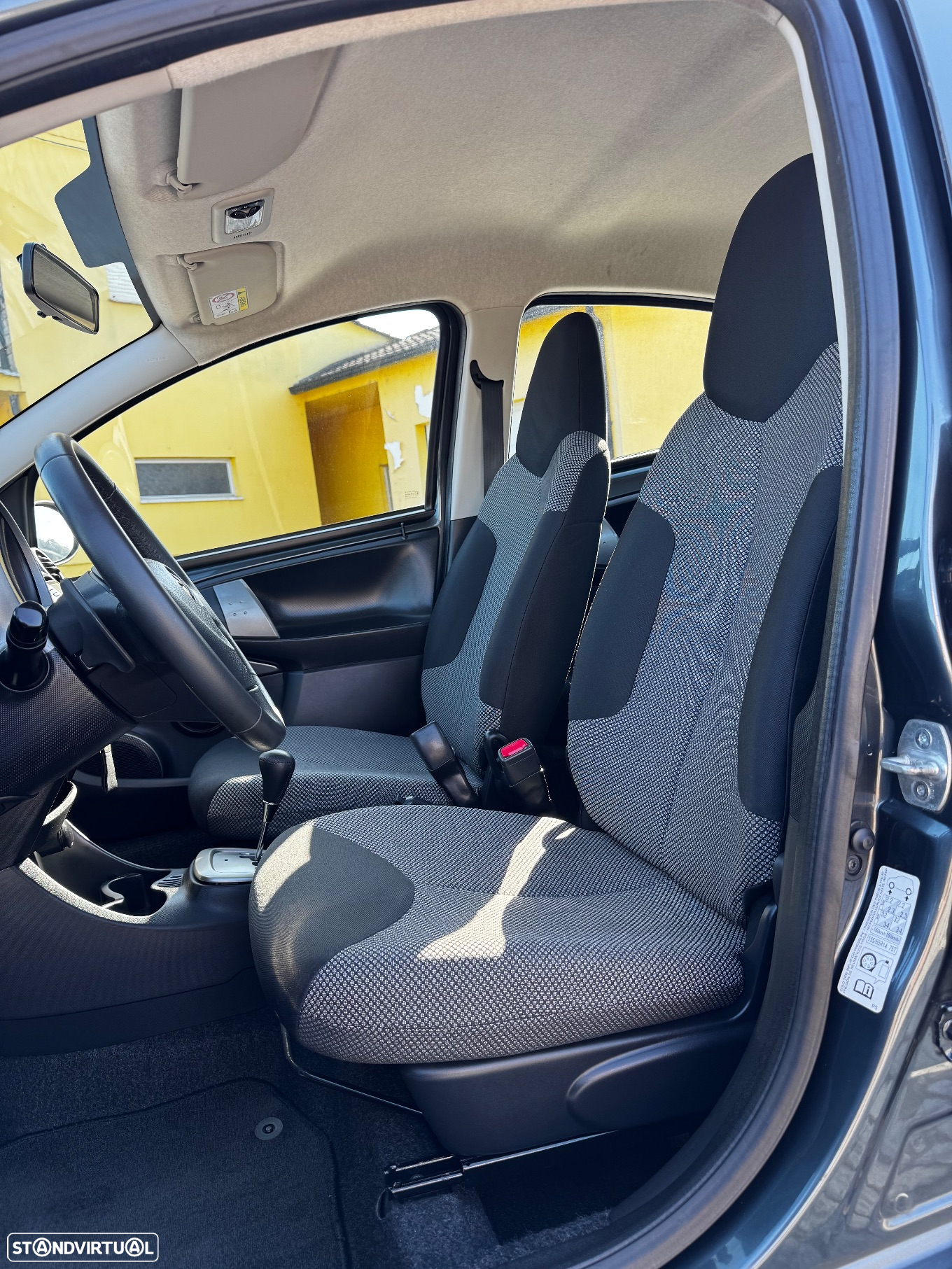 Toyota Aygo 1.0 Plus Sport Pack MM - 16