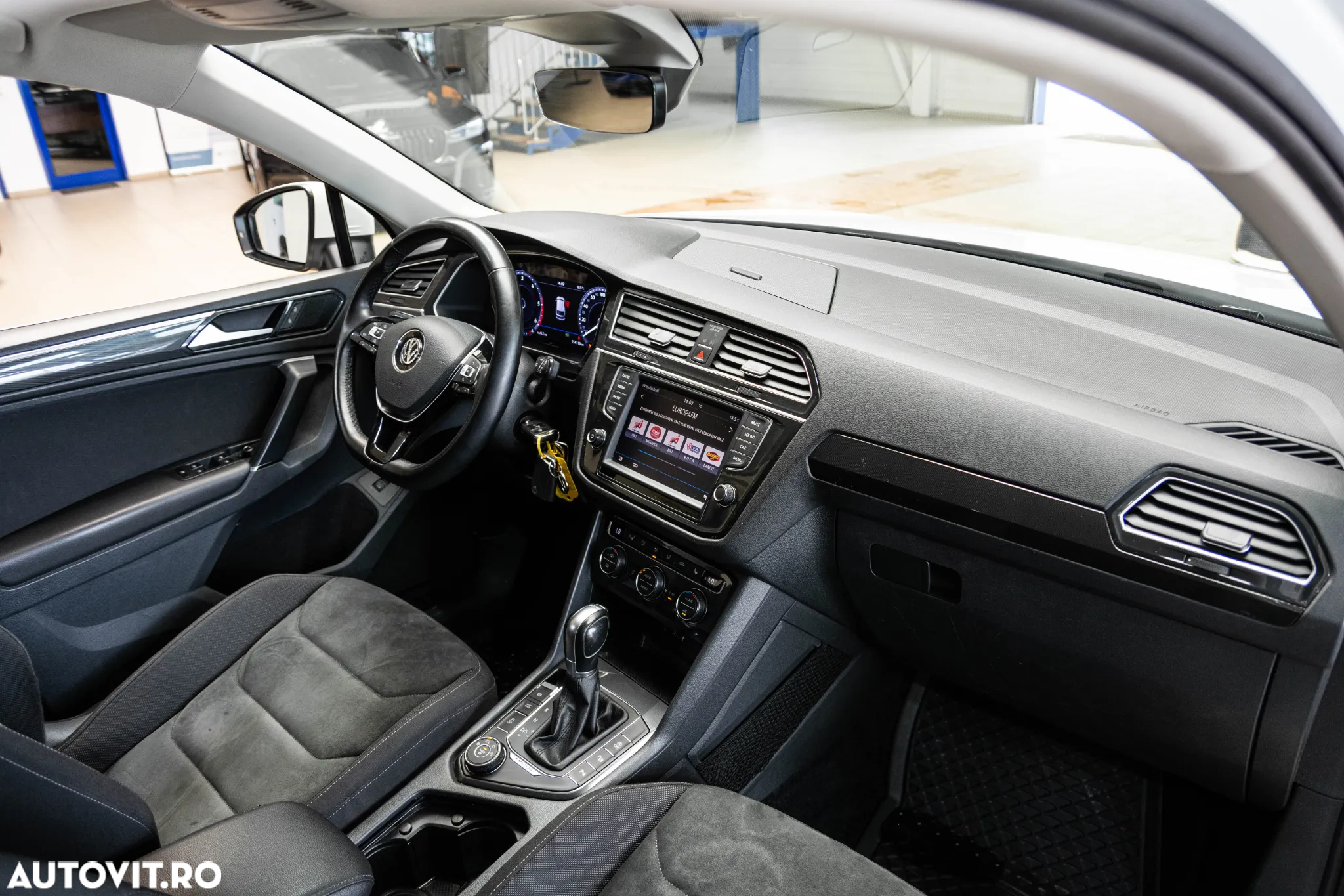 Volkswagen Tiguan 2.0 TDI 4Mot DSG Highline - 14