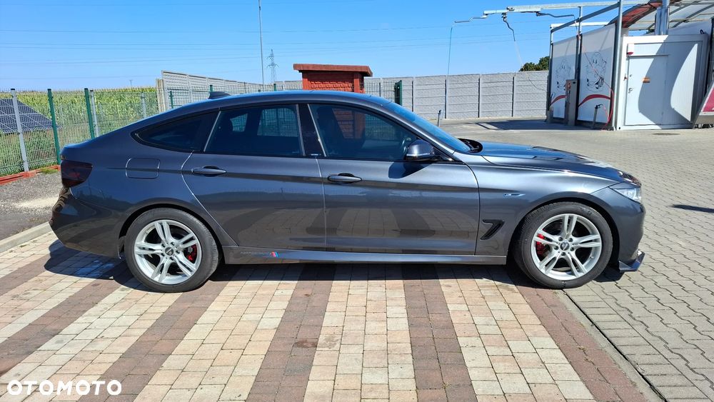 BMW Seria 3 320d xDrive Sport-Aut Sport Line - 17