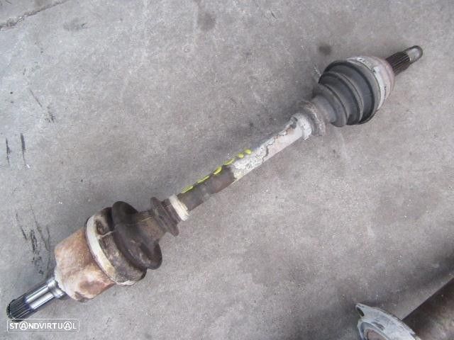 TRANSMISSÃO FRENTE ESQUERDA FORD FIESTA 1.3 G - 1