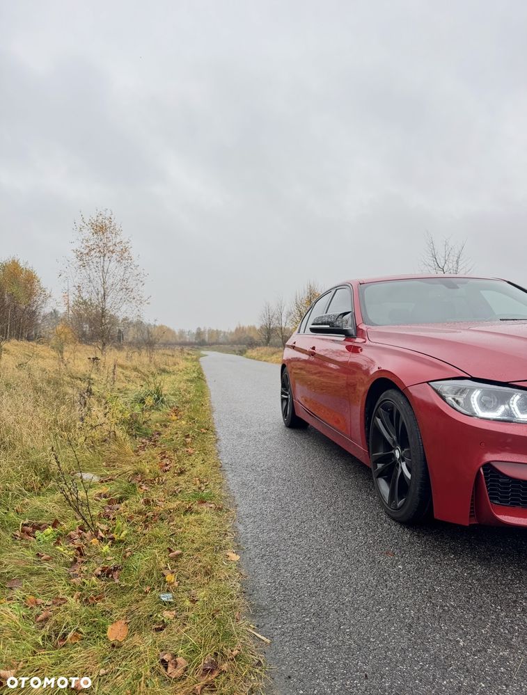 BMW Seria 3 328i Sport Line - 2