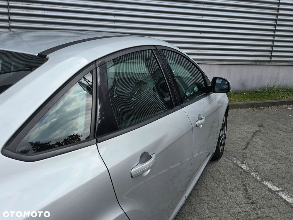 Ford Focus 1.6 Gold X - 26
