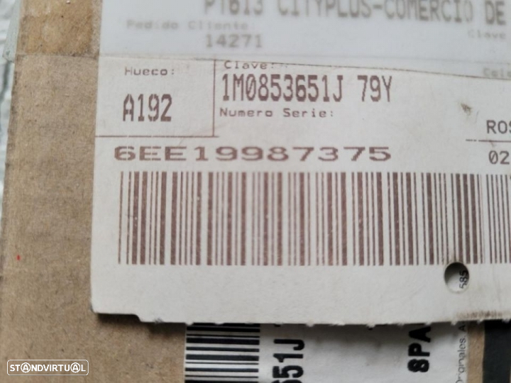 Grelha Para choques Seat Leon Fr 1m (Nova original) - 2