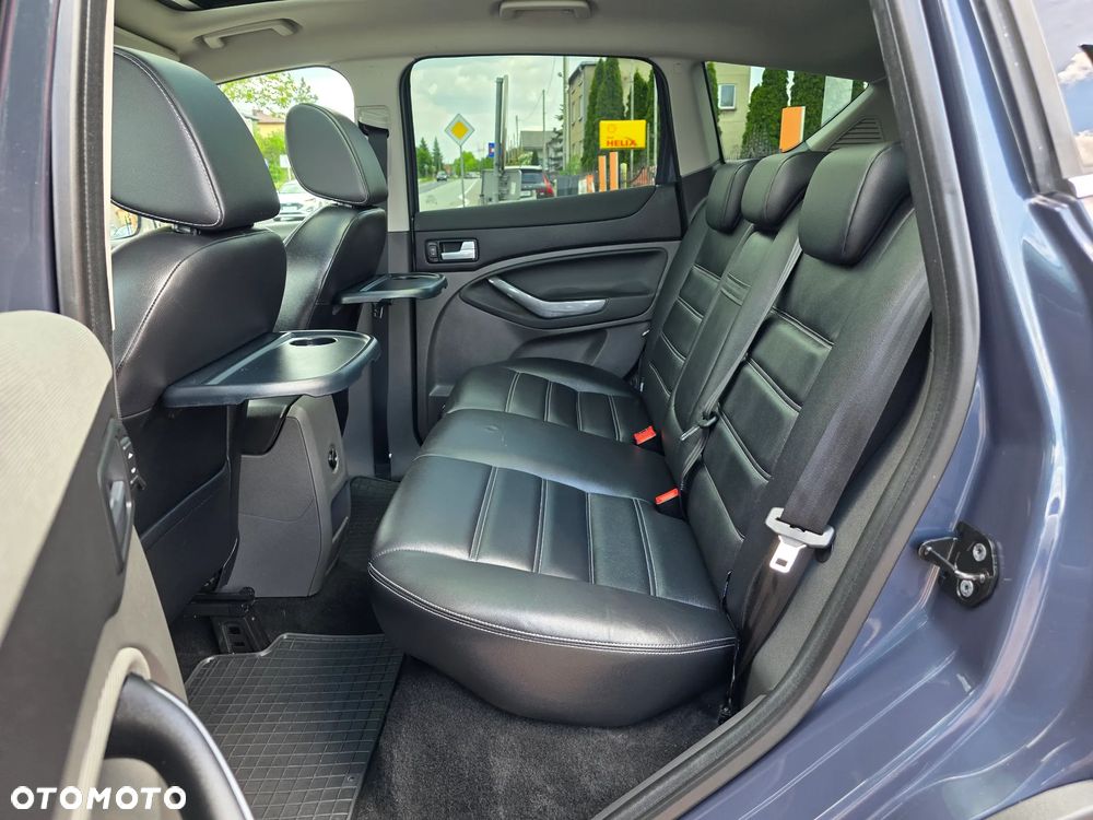Ford Kuga 2.0 TDCi 4x4 Titanium - 15