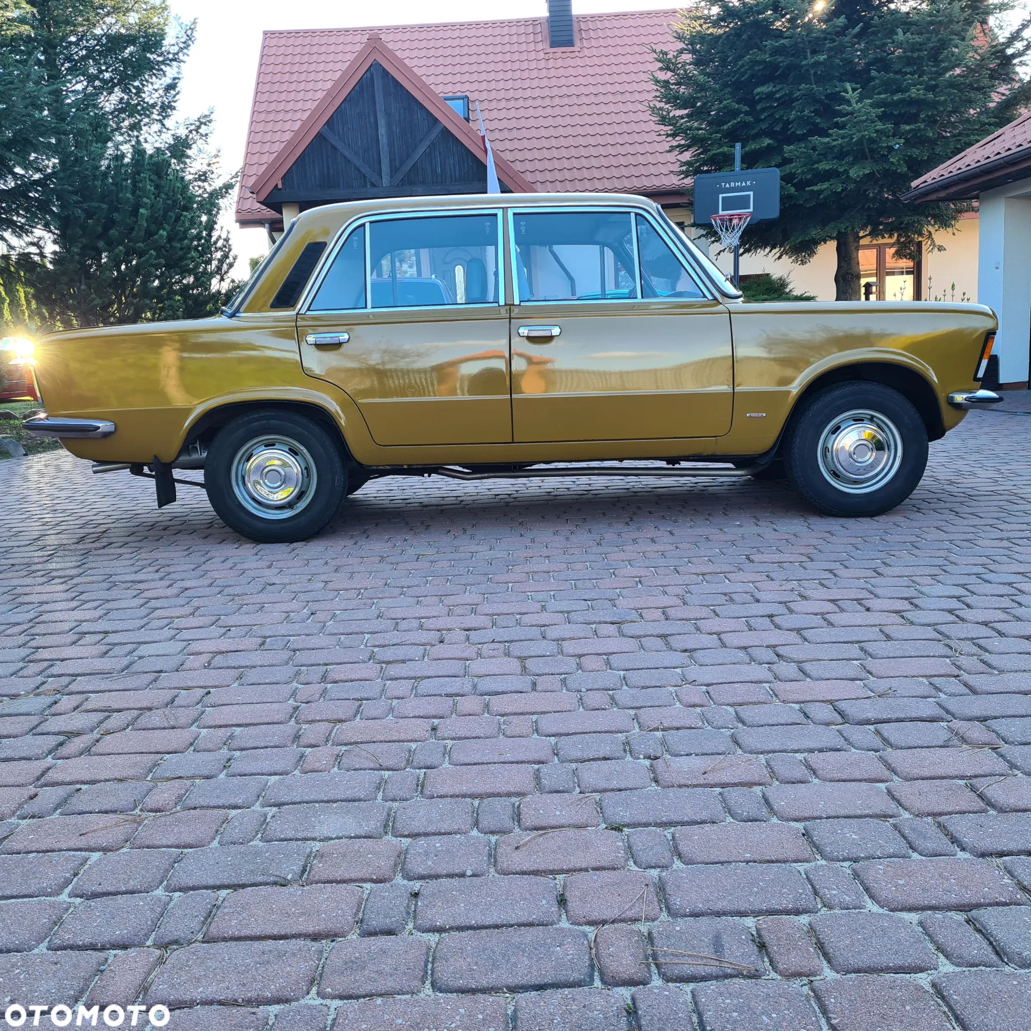 Fiat 125p - 24