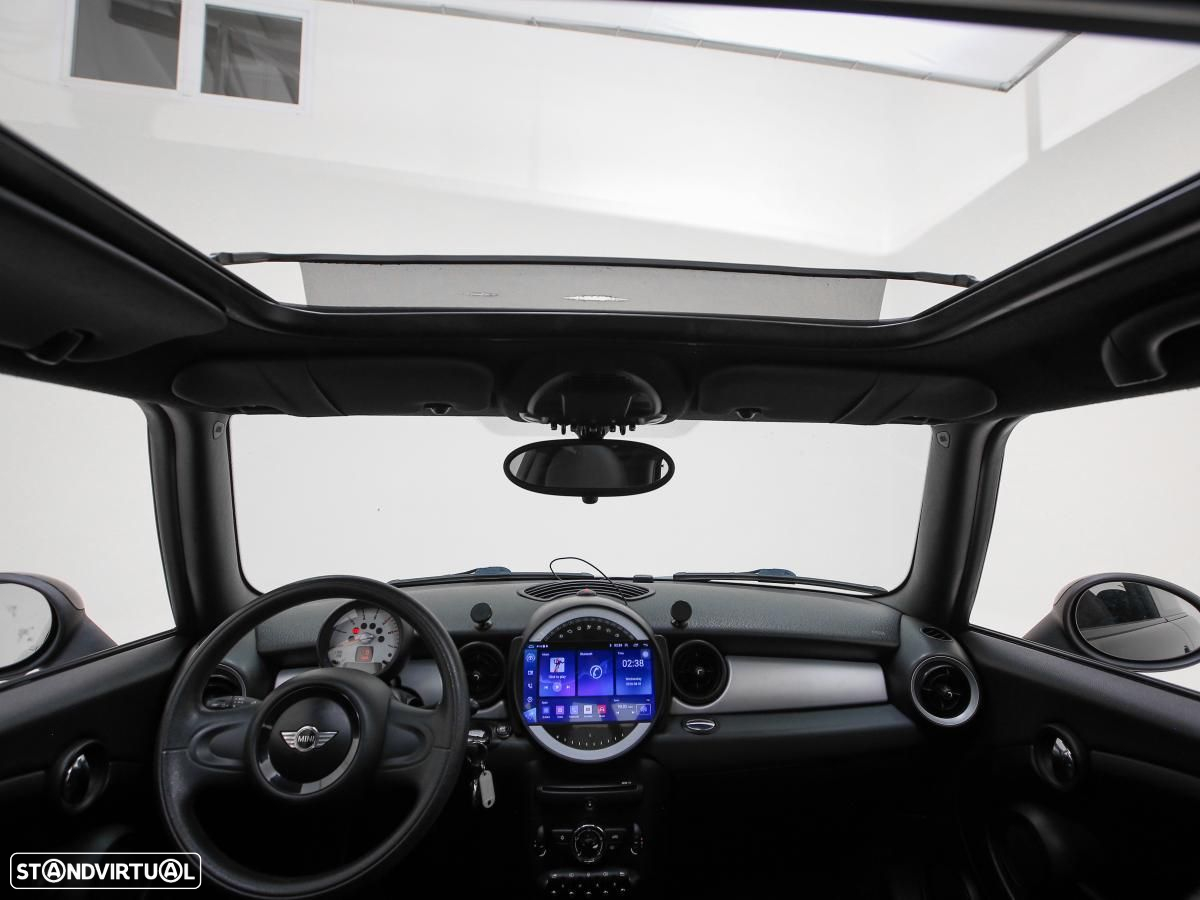 MINI 3 Portas Cooper D - 12