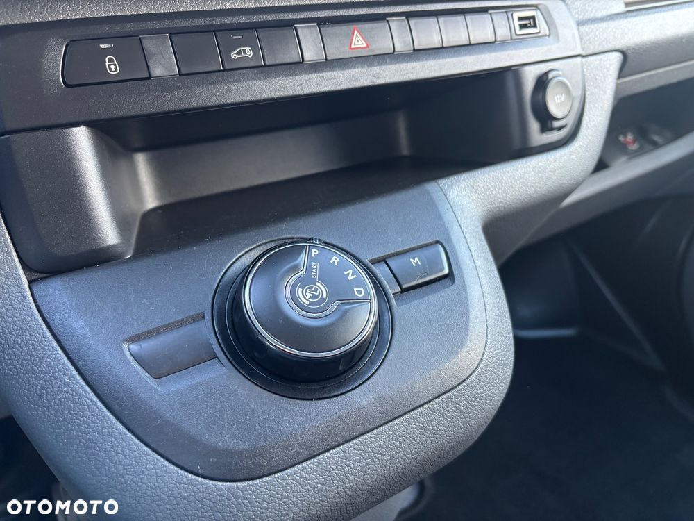 Opel Vivaro - 12
