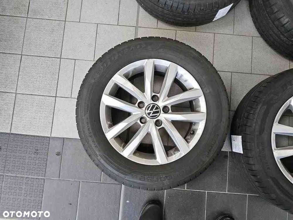 Volkswagen Passat - 5