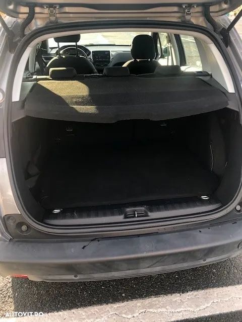 Peugeot 2008 1.2 PureTech Turbo EAT6 S&S Allure - 18