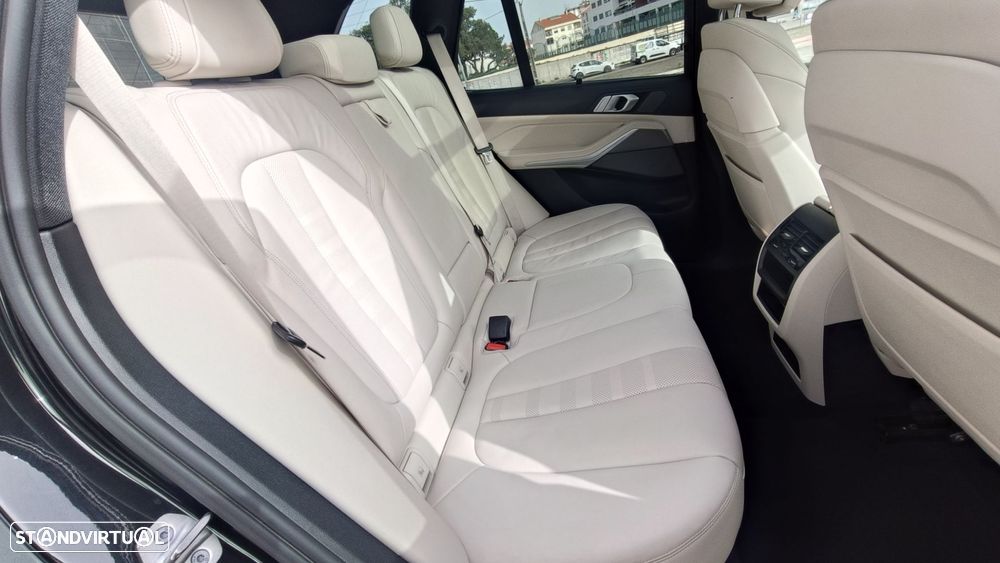 BMW X5 45 e xDrive Pack M - 31
